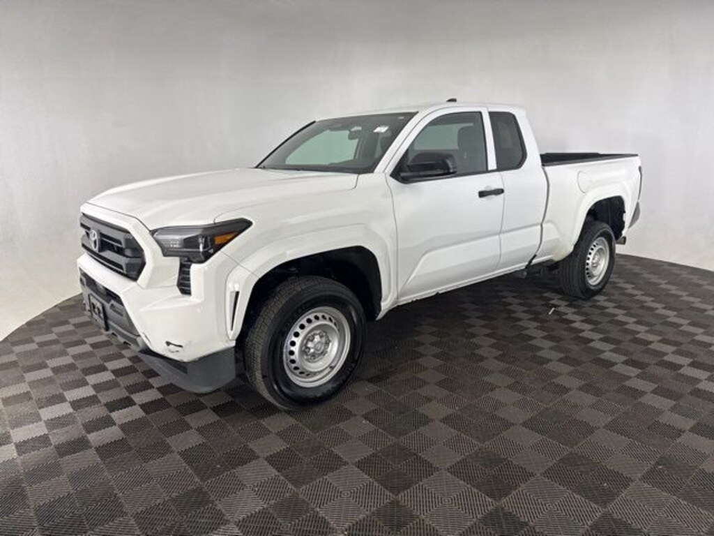Used 2025 Toyota Tacoma SR Truck