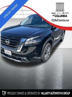 2024 Nissan Pathfinder SL SUV