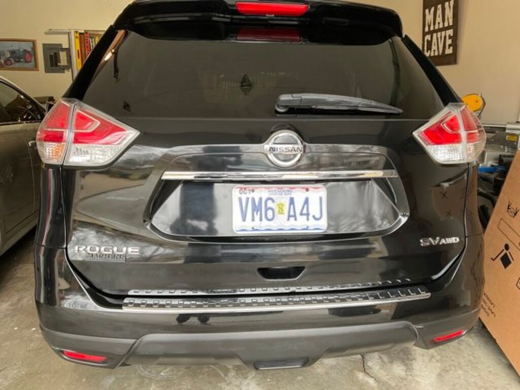 Used 2016 Nissan Rogue SV SUV