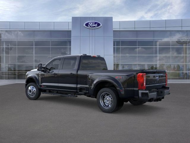 2026 Ford F-450 photo 3
