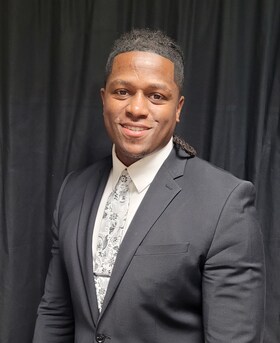 Staff member Duron Singleton from ID_96d2b86e8cdd