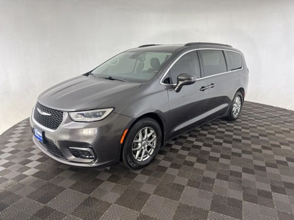 Used 2021 Chrysler Pacifica Touring Minivan/Van