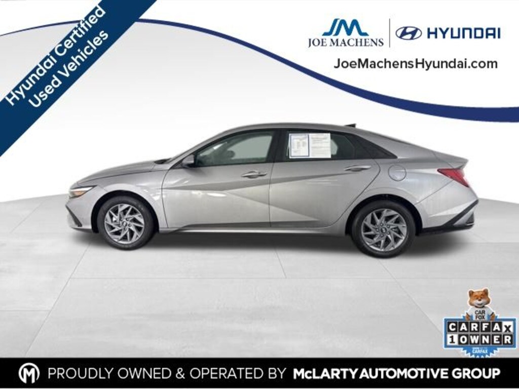 Used 2025 Hyundai Elantra Hybrid Blue Sedan