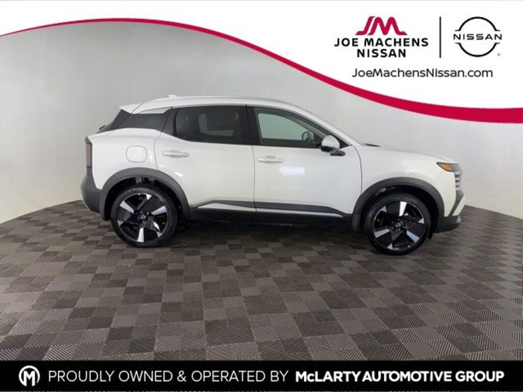 Used 2025 Nissan Kicks SR SUV