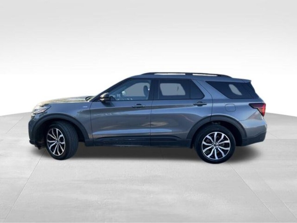 Used 2025 Ford Explorer ST-Line SUV