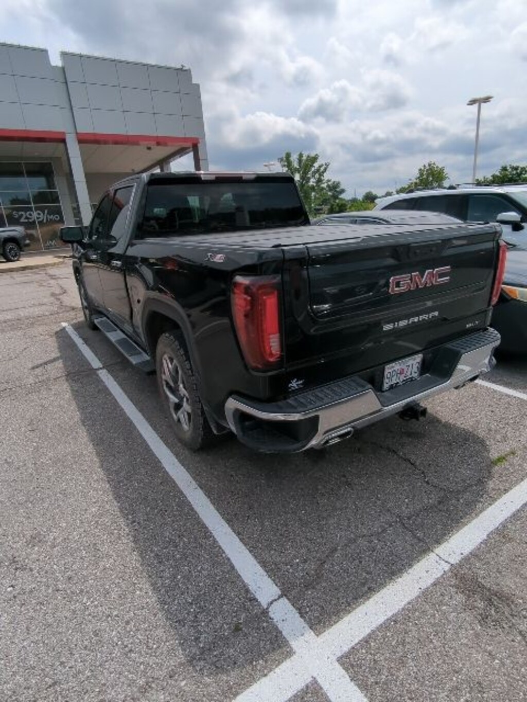 Used 2023 GMC Sierra 1500 SLT Truck
