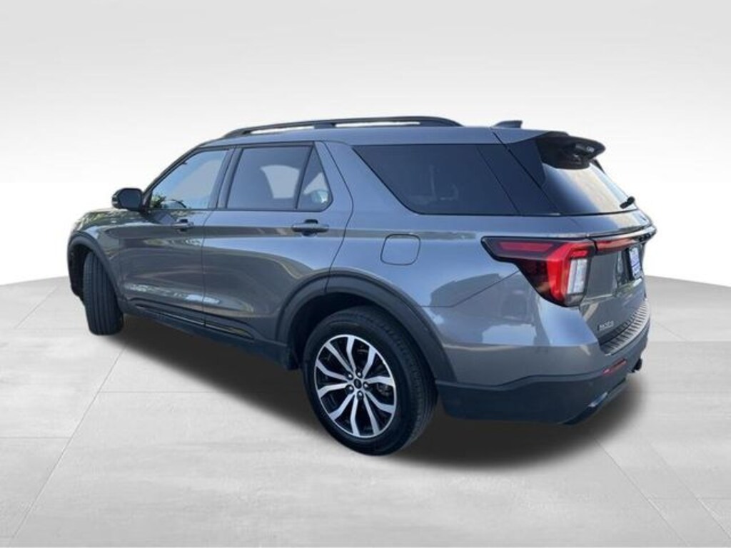 Used 2025 Ford Explorer ST-Line SUV