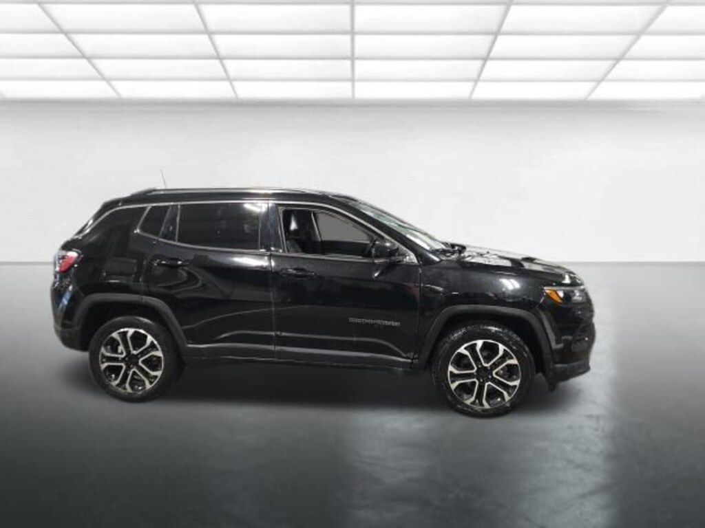 Used 2022 Jeep Compass Limited SUV
