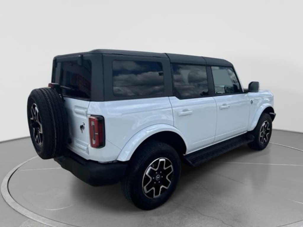 Used 2025 Ford Bronco Outer Banks SUV