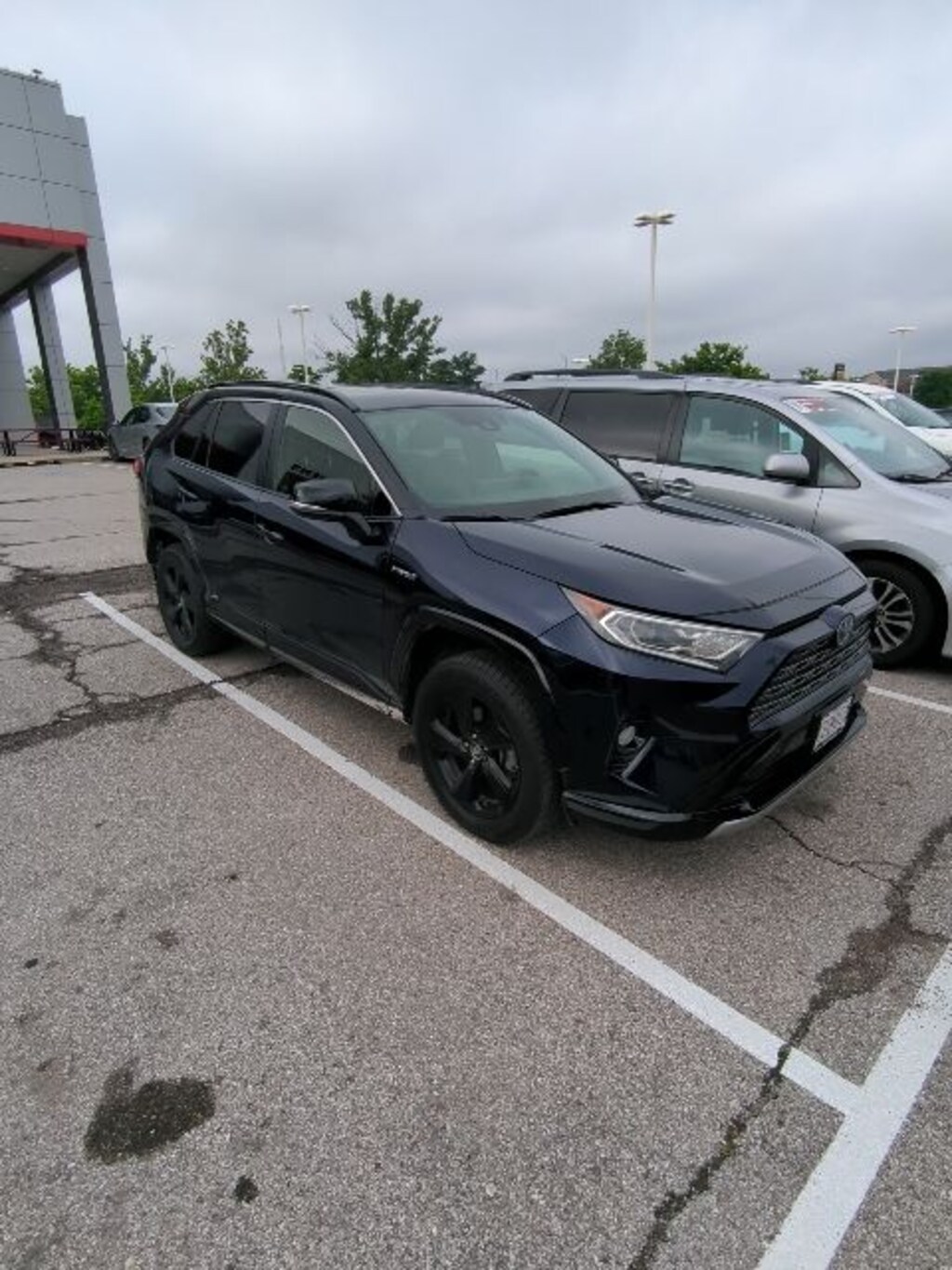 Used 2019 Toyota RAV4 Hybrid XSE SUV