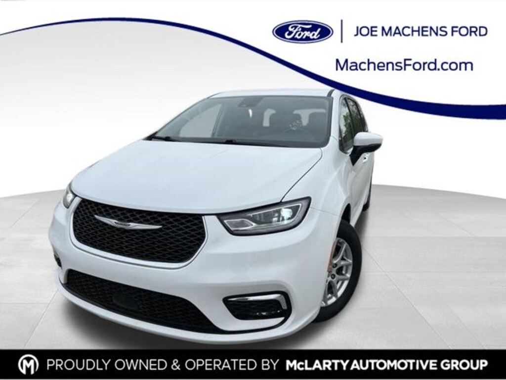 Used 2023 Chrysler Pacifica Touring L Minivan/Van