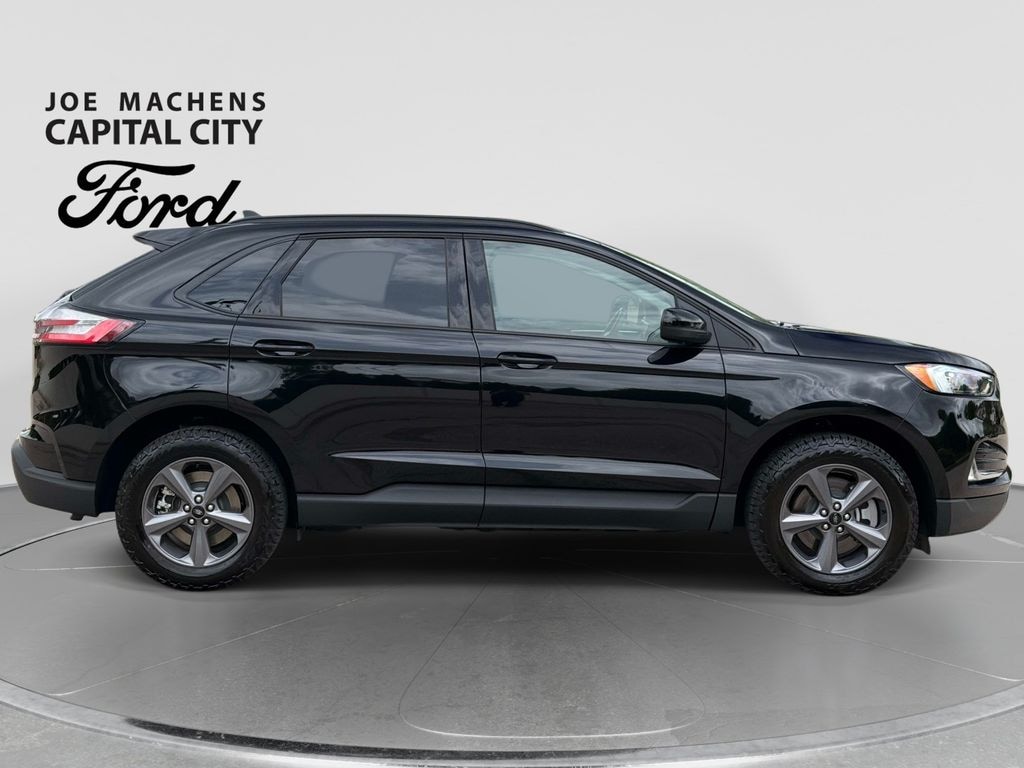 Used 2024 Ford Edge SEL SUV
