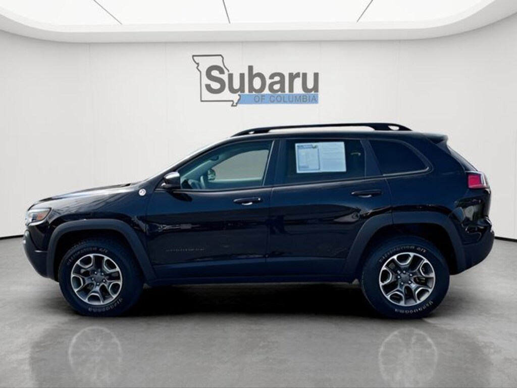 Used 2022 Jeep Cherokee Trailhawk SUV