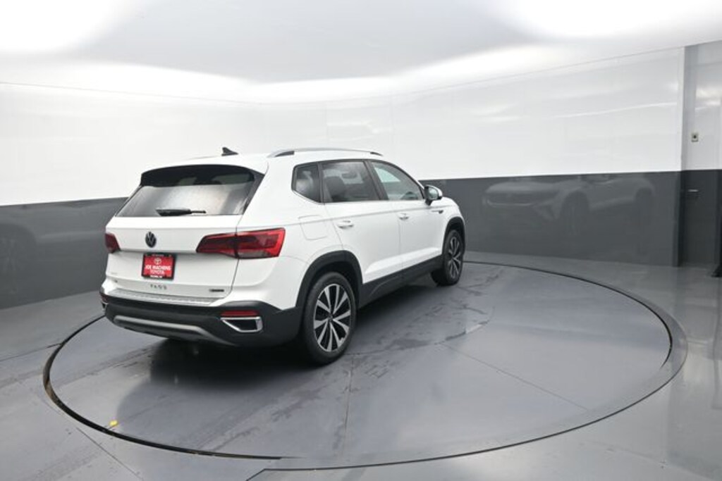 Used 2022 Volkswagen Taos 1.5T SE SUV