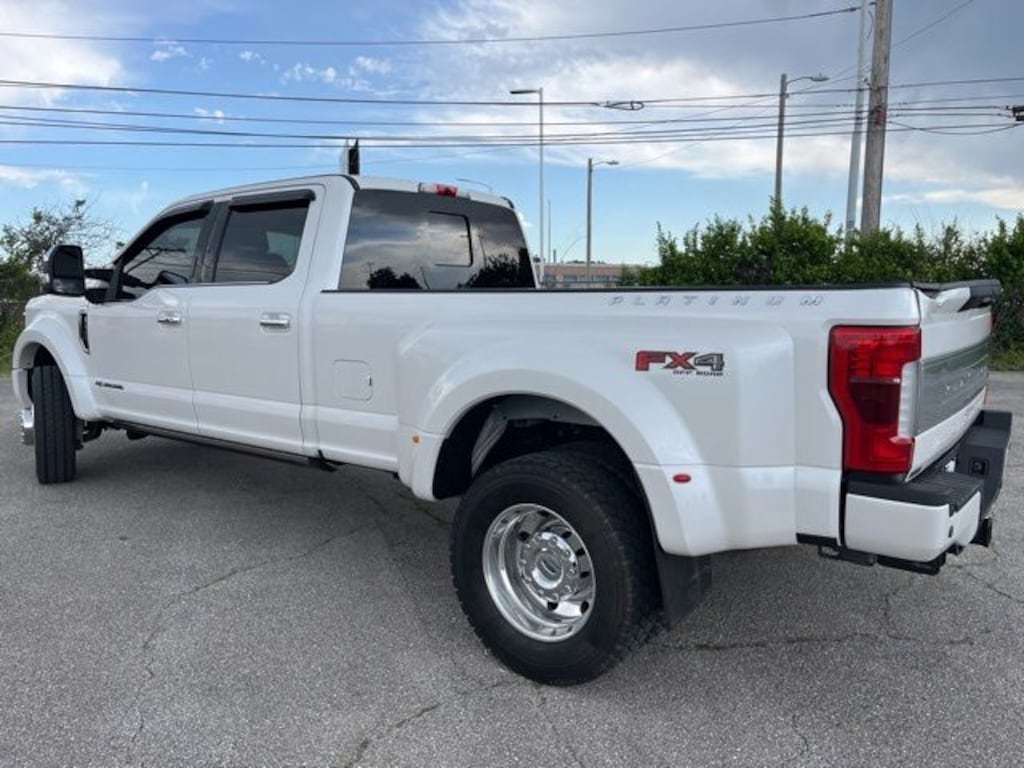 Used 2017 Ford F-450SD Platinum Truck