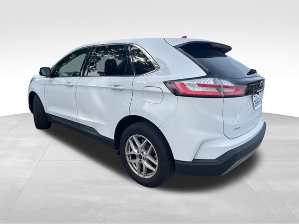 Used 2024 Ford Edge SEL SUV