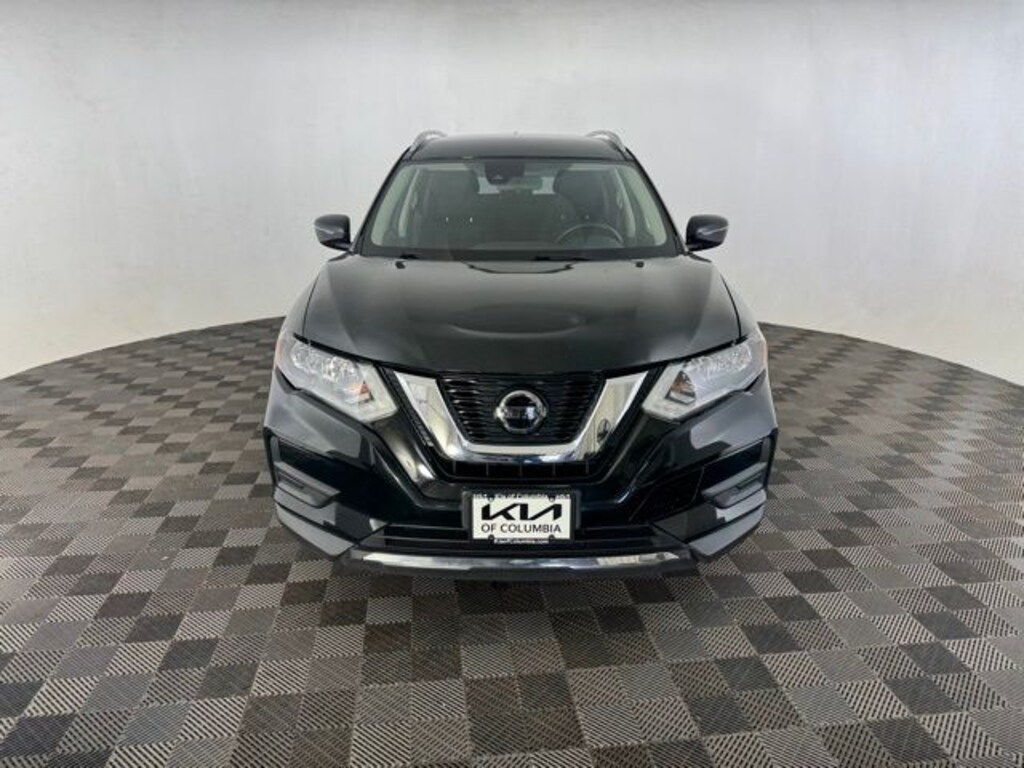 Used 2019 Nissan Rogue SV SUV