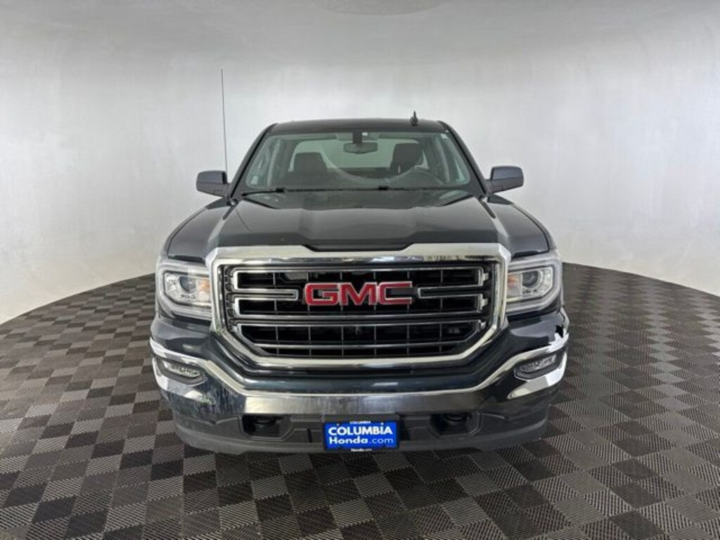 Used 2017 GMC Sierra 1500 SLE Truck