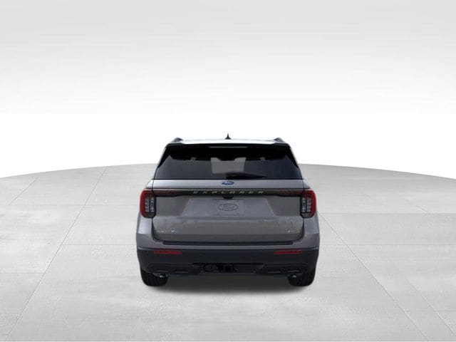 2026 Ford Explorer Active - Photo 6