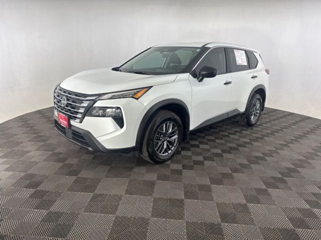 Used 2024 Nissan Rogue S SUV