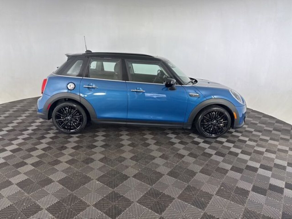 Used 2024 MINI Cooper S Signature Hatchback