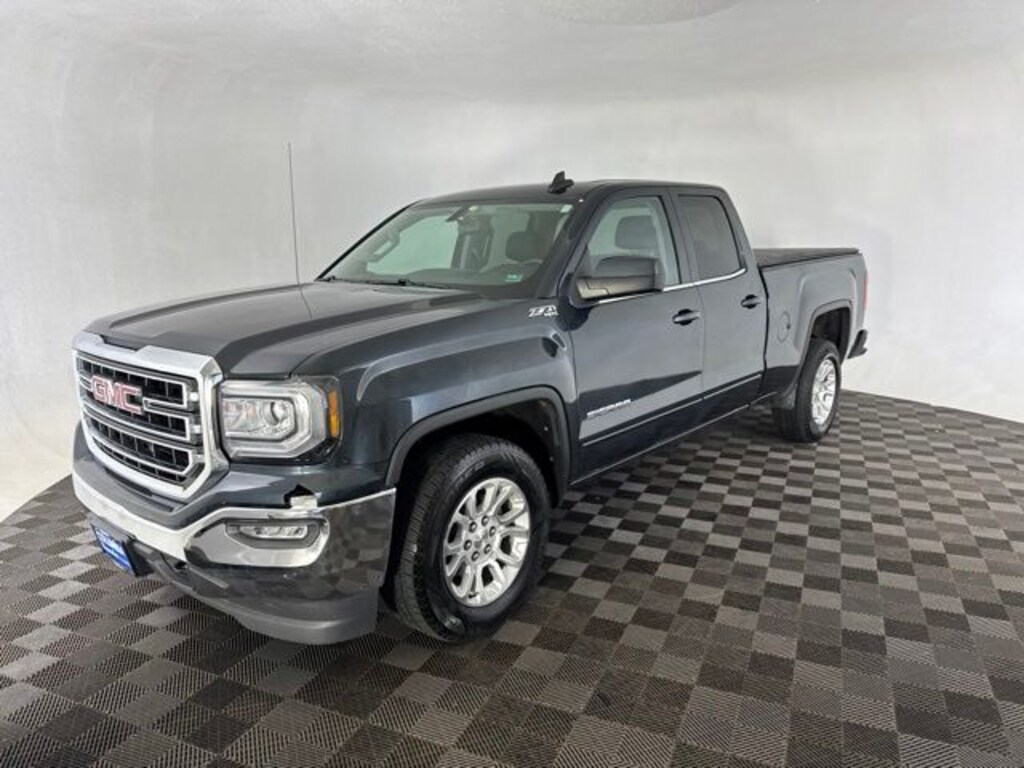 Used 2017 GMC Sierra 1500 SLE Truck
