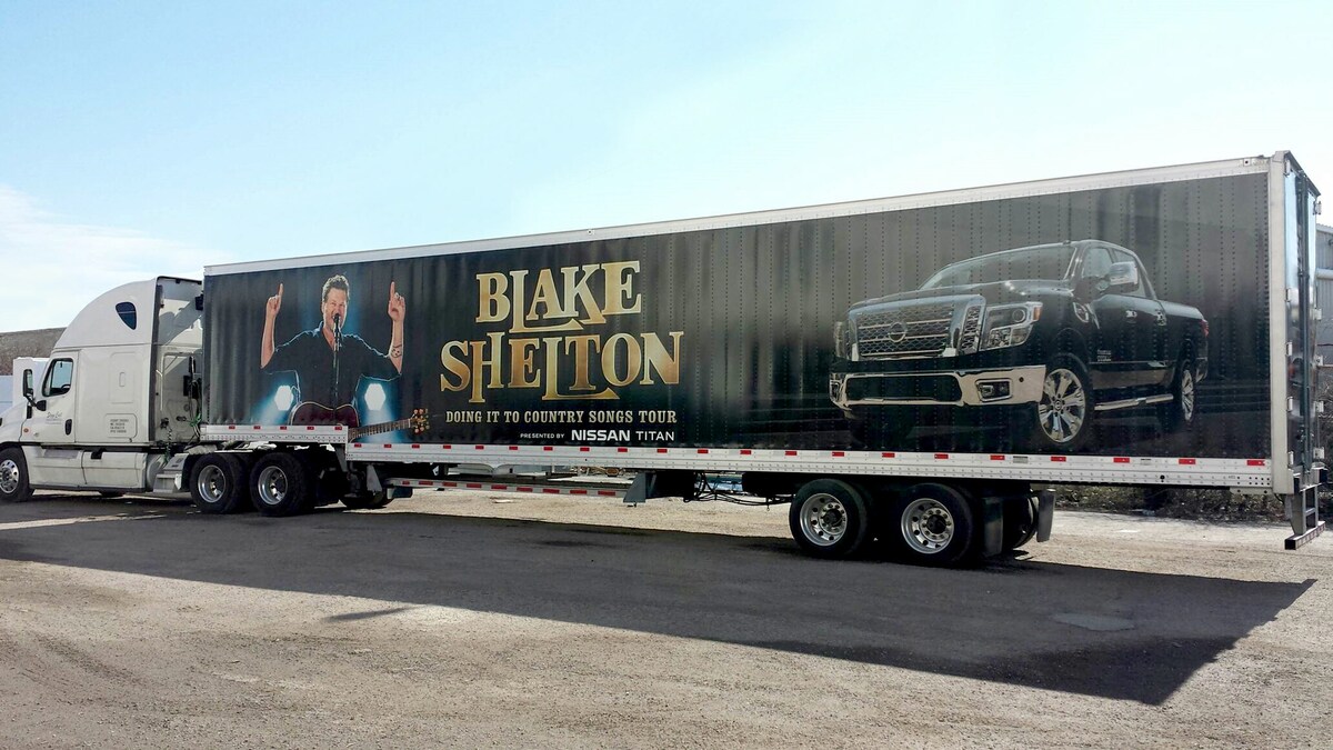 Nissan_Blake_Shelton1.jpg