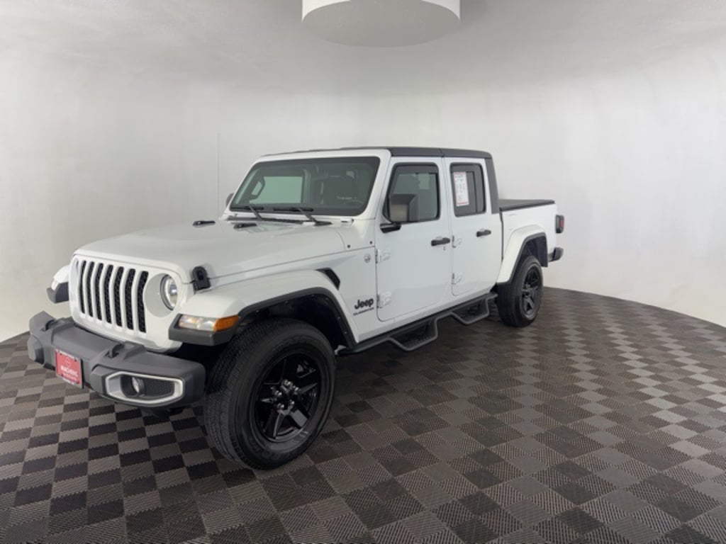 Used 2021 Jeep Gladiator Sport Truck