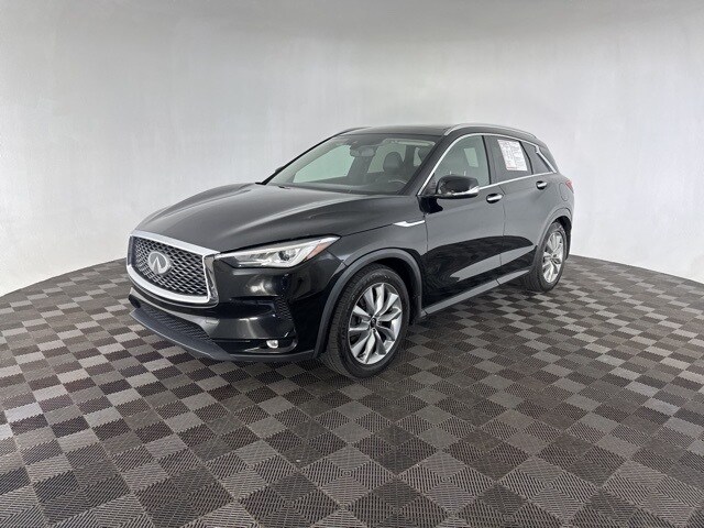 2020 Infiniti QX50 Luxe photo 3