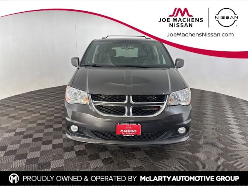 Used 2018 Dodge Grand Caravan SXT Minivan/Van
