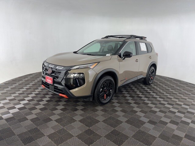 2025 Nissan Rogue SV photo 3