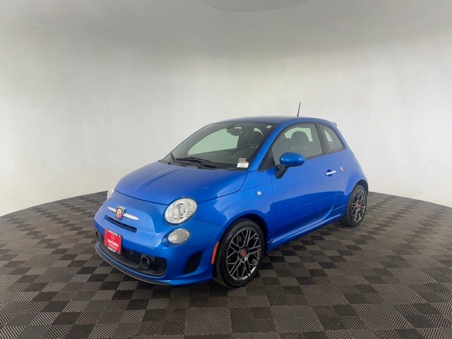 2019 Fiat 500 Abarth photo 3