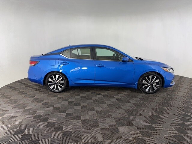 2022 Nissan Sentra SV photo 4