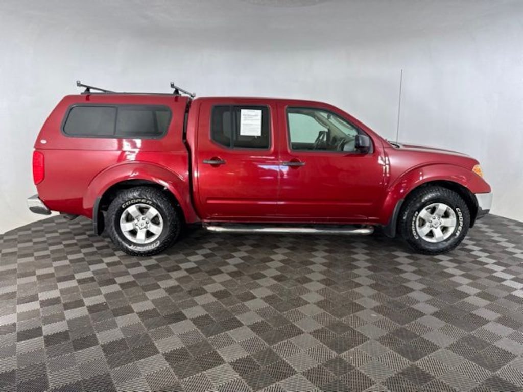 Used 2010 Nissan Frontier SE Truck