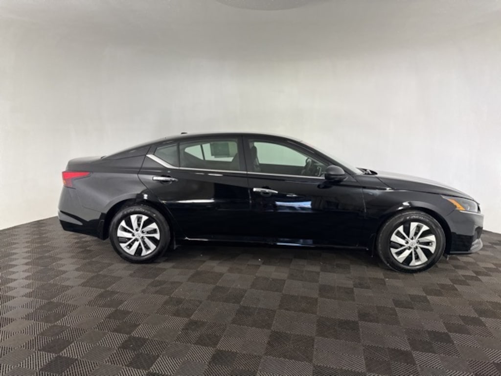 Certified 2025 Nissan Altima 2.5 S Sedan