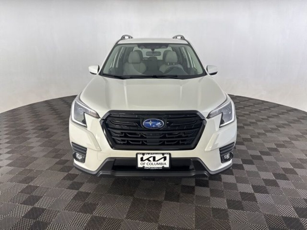 Used 2024 Subaru Forester Premium SUV
