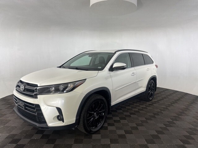 2019 Toyota Highlander Base photo 3