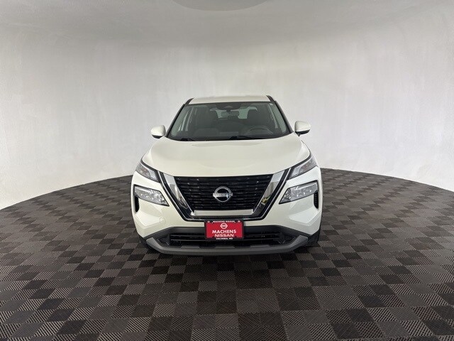 2023 Nissan Rogue SV photo 2