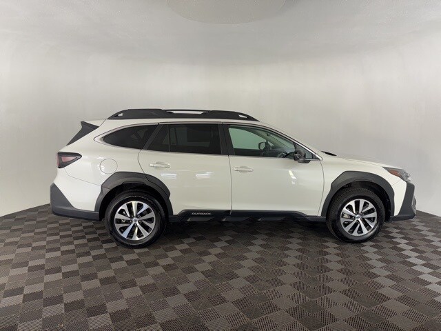 2025 Subaru Outback Premium photo 4