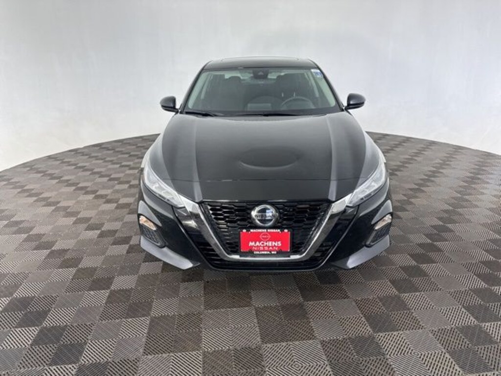 Used 2021 Nissan Altima 2.5 SV Sedan