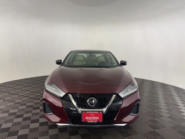 2019 Nissan Maxima SL photo 2
