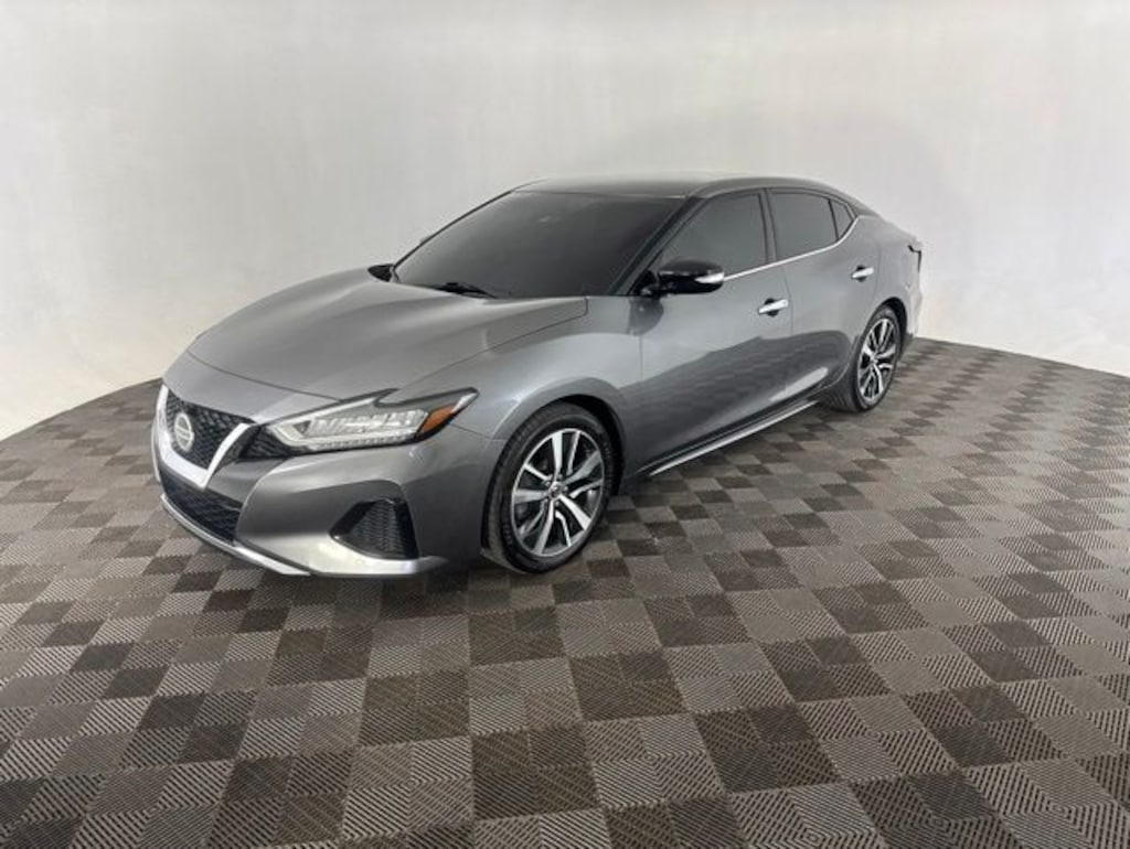 Used 2021 Nissan Maxima SV Sedan