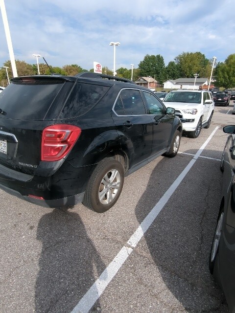 2016 Chevrolet Equinox LT photo 3