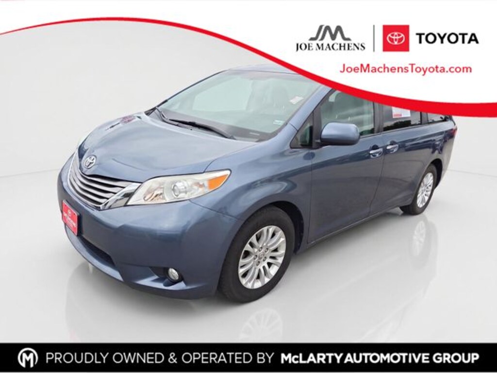 Used 2015 Toyota Sienna XLE Premium Minivan/Van