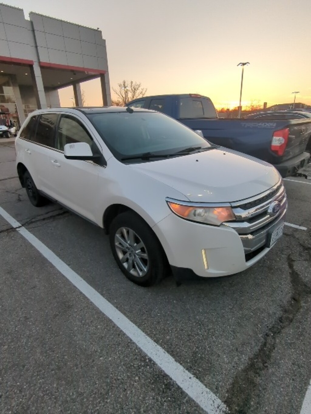 Used 2011 Ford Edge Limited SUV