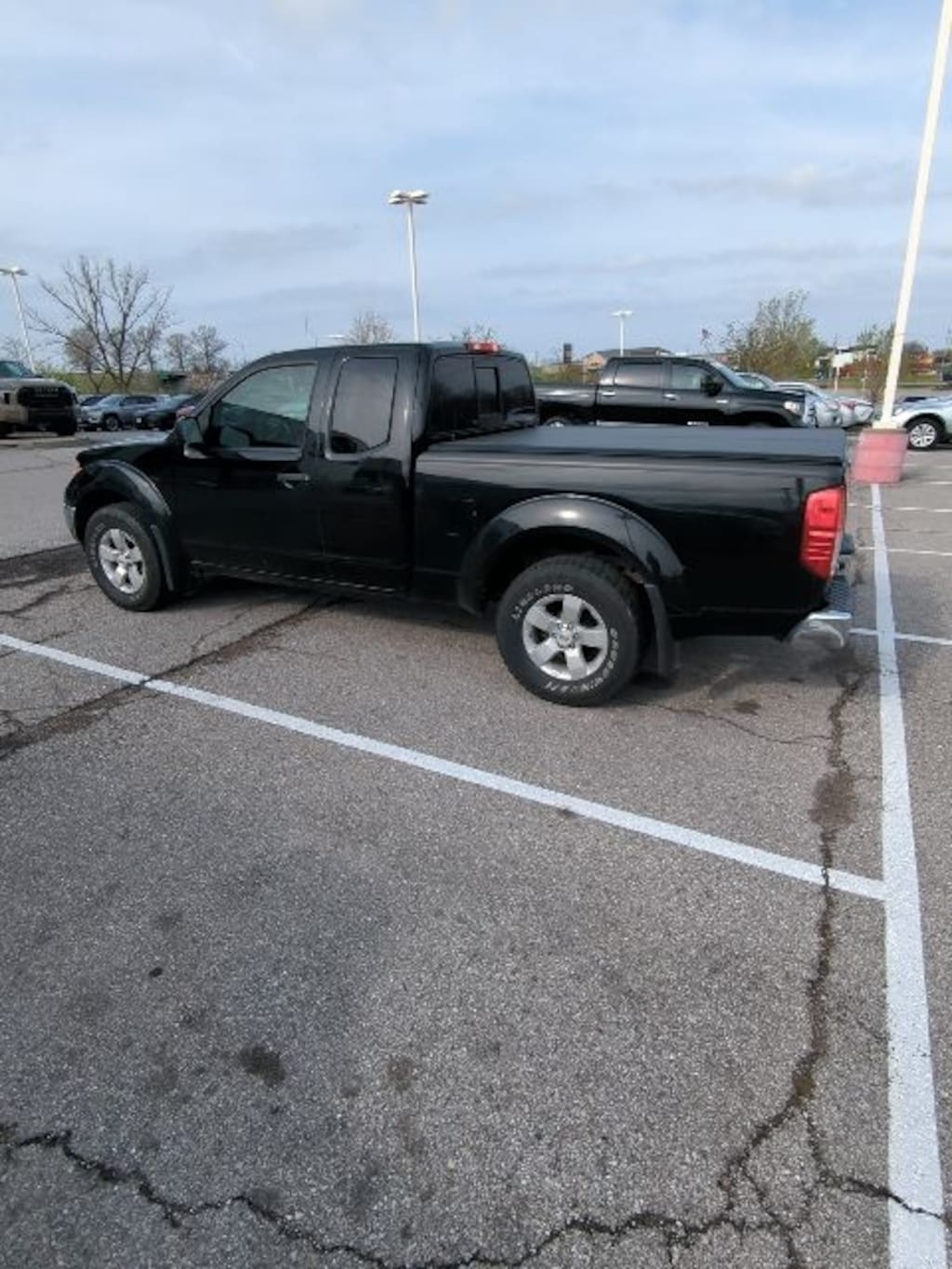 Used 2011 Nissan Frontier SV Truck