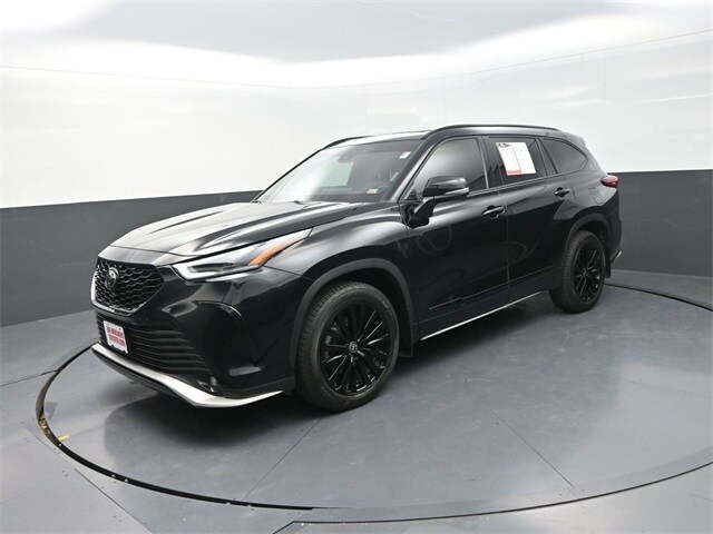 2023 Toyota Highlander XSE photo 3