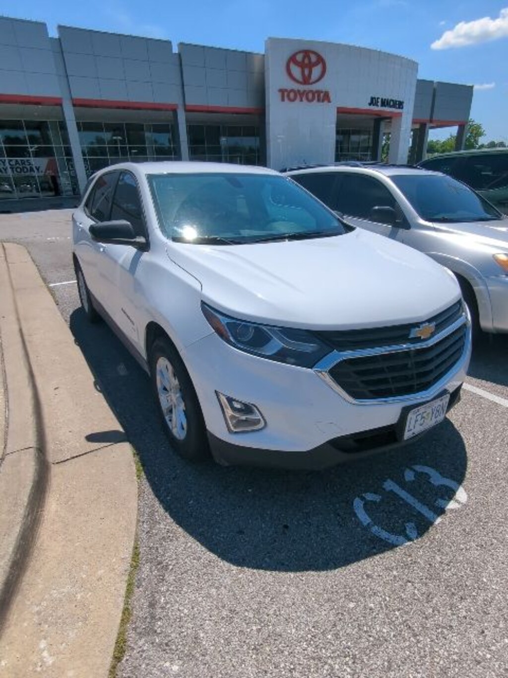 Used 2018 Chevrolet Equinox LS SUV