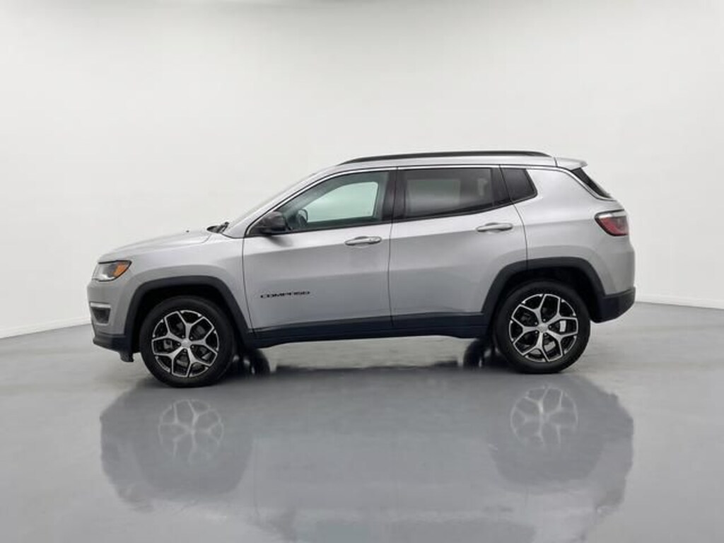 Used 2024 Jeep Compass Limited SUV