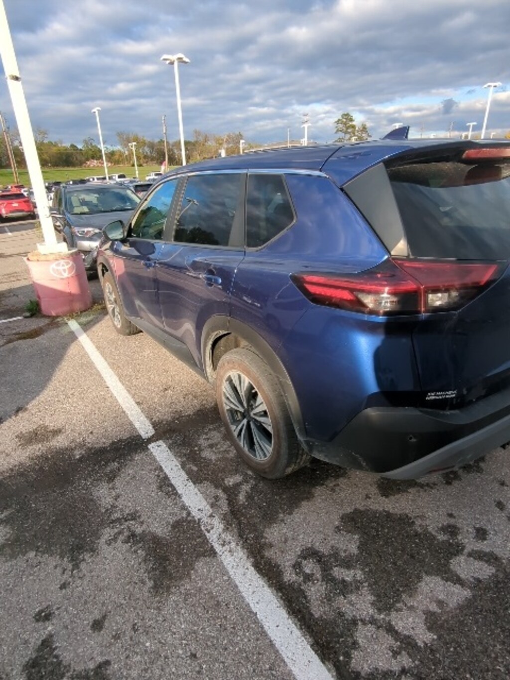 Used 2023 Nissan Rogue SV SUV